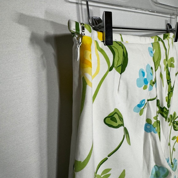 J McLaughlin Women's Size 12 Floral Print Straight Leg Cropped Pants - Picture 6 of 7